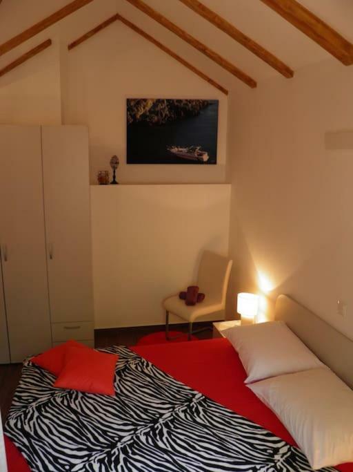 Romantic Apartment Donje Celo Экстерьер фото